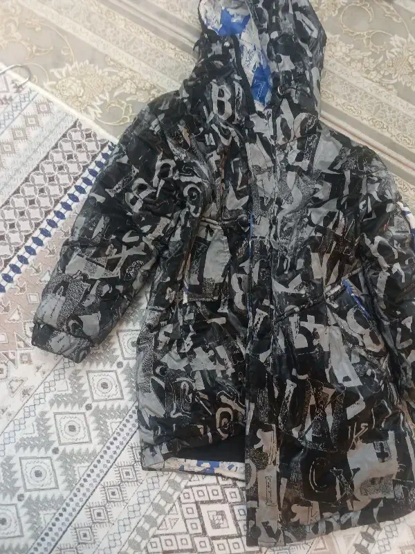 کاپشن|کلکسیون و سرگرمی|کرج, حصارک پایین|دیوار