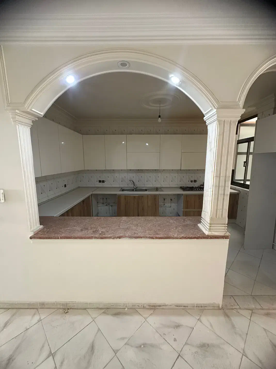 اپارتمان130متری شخصی ساز شهرک گلستان اتریش