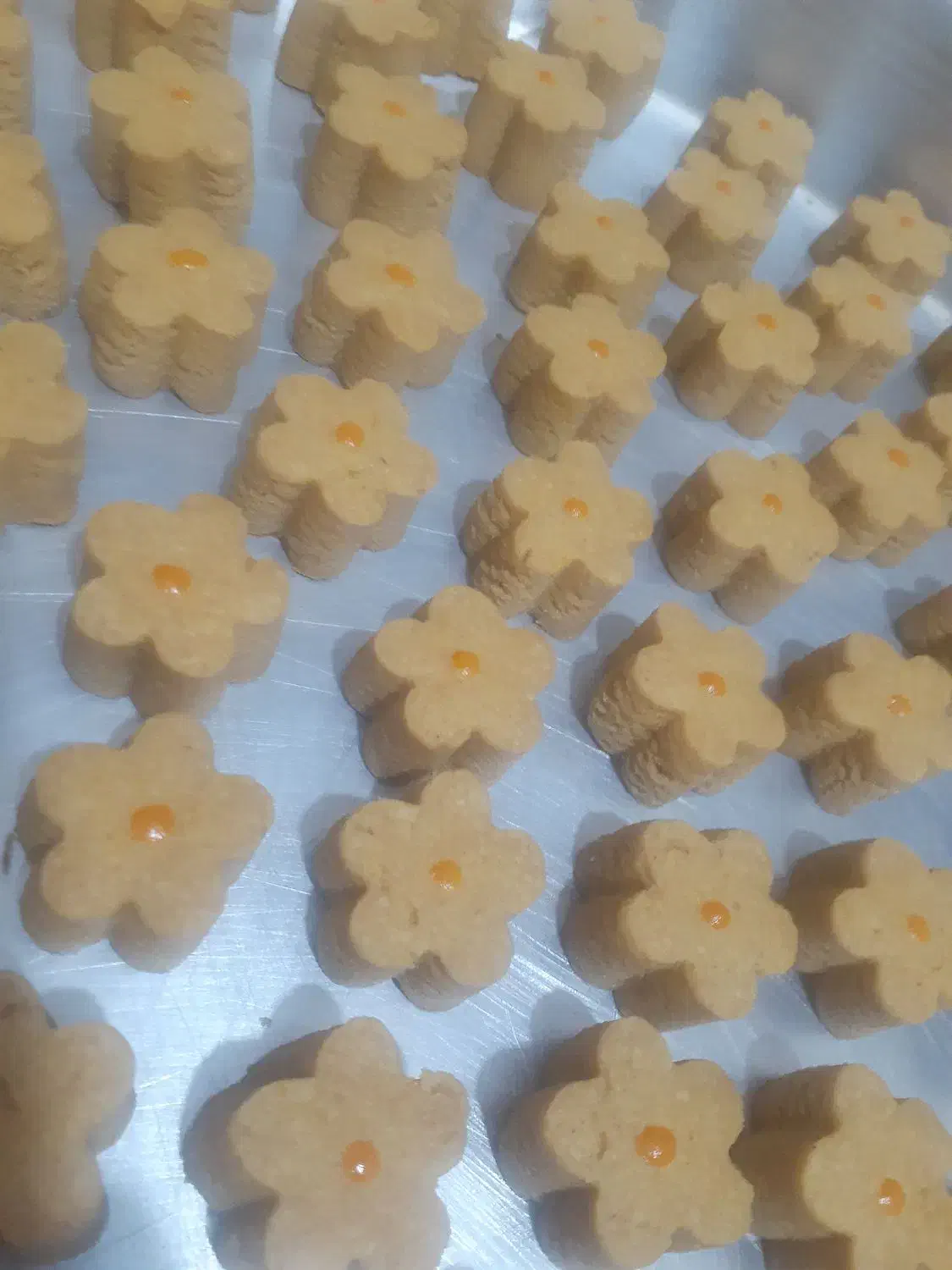 شیرینی|خوردنی و آشامیدنی|بشاریات, |دیوار