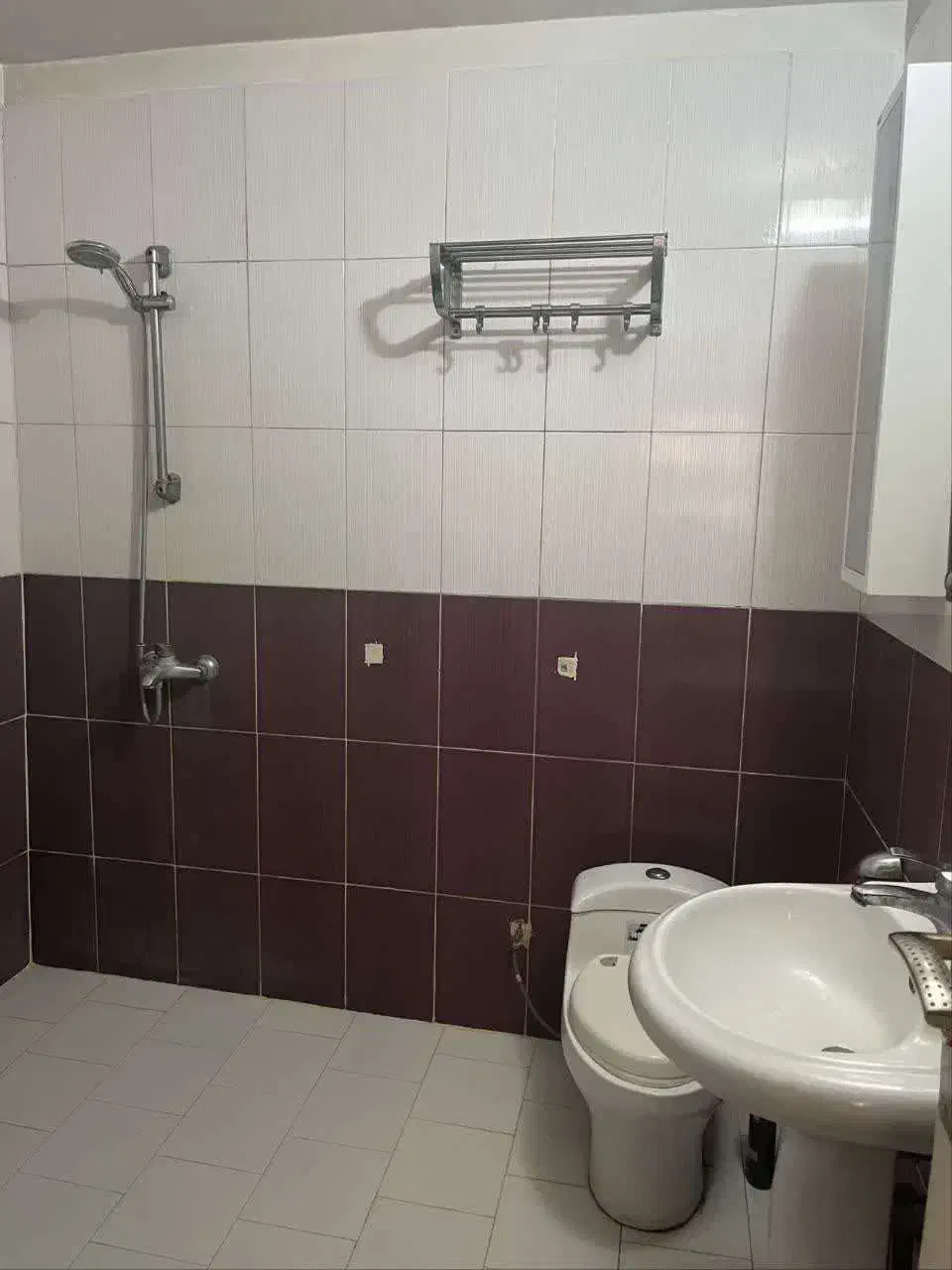 آپارتمان ۱۱۴ متر منطقه ۲۲ تهران برج روژان|فروش آپارتمان|تهران, شهرک آتی شهر|دیوار