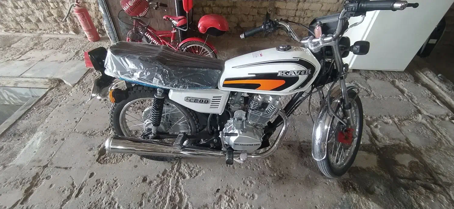 موتور 200 cc مدل 1402|موتورسیکلت|مهاباد (اصفهان), |دیوار