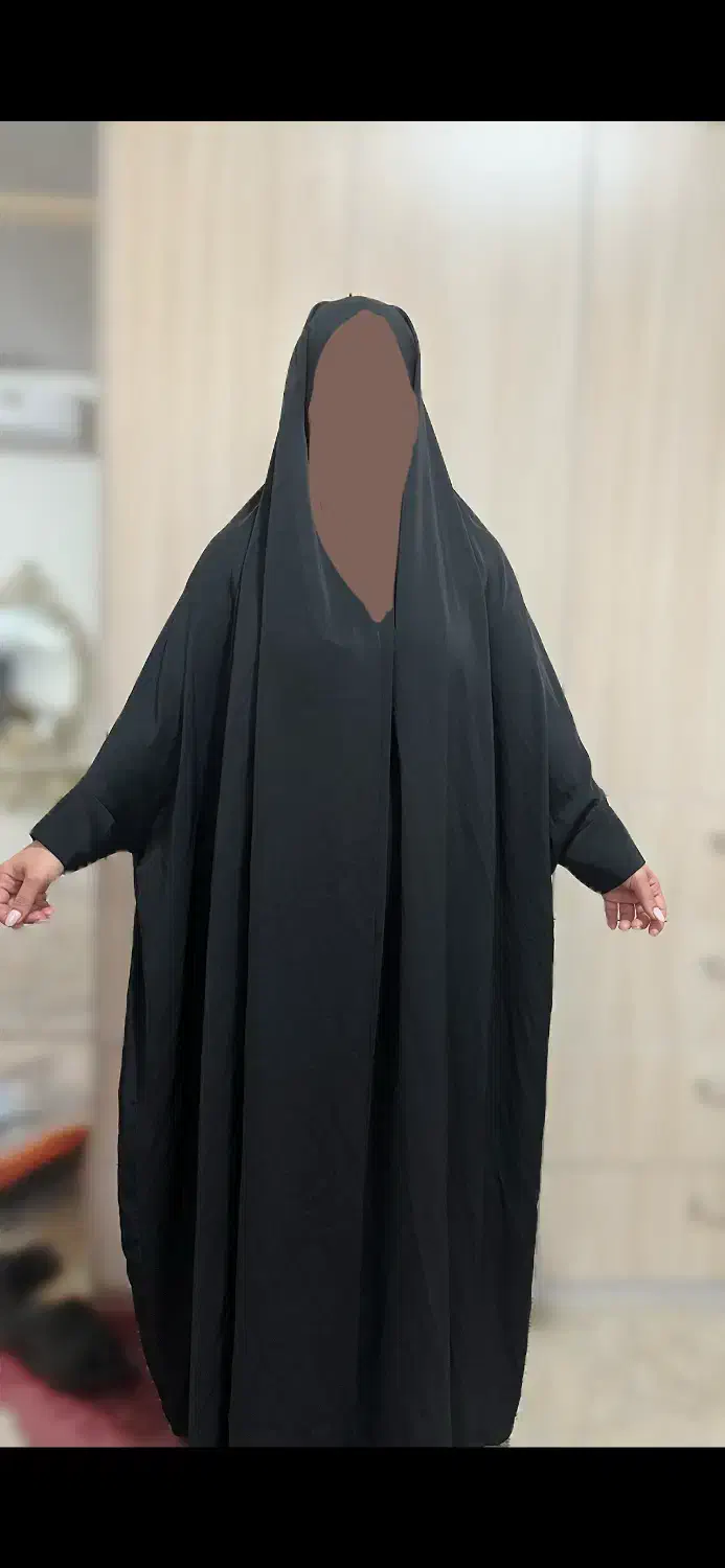 چادر ملی زنانه|لباس|خرم‌آباد, |دیوار