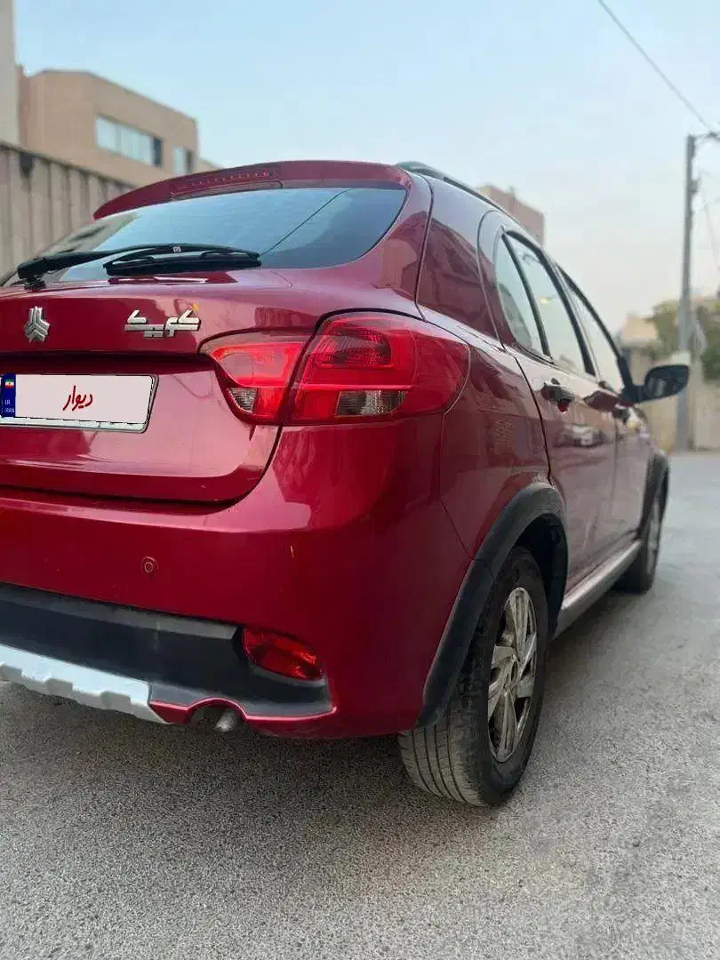 کوییک R قرمز مشکی مدل 98|خودرو سواری و وانت|اصفهان, ملکشهر|دیوار