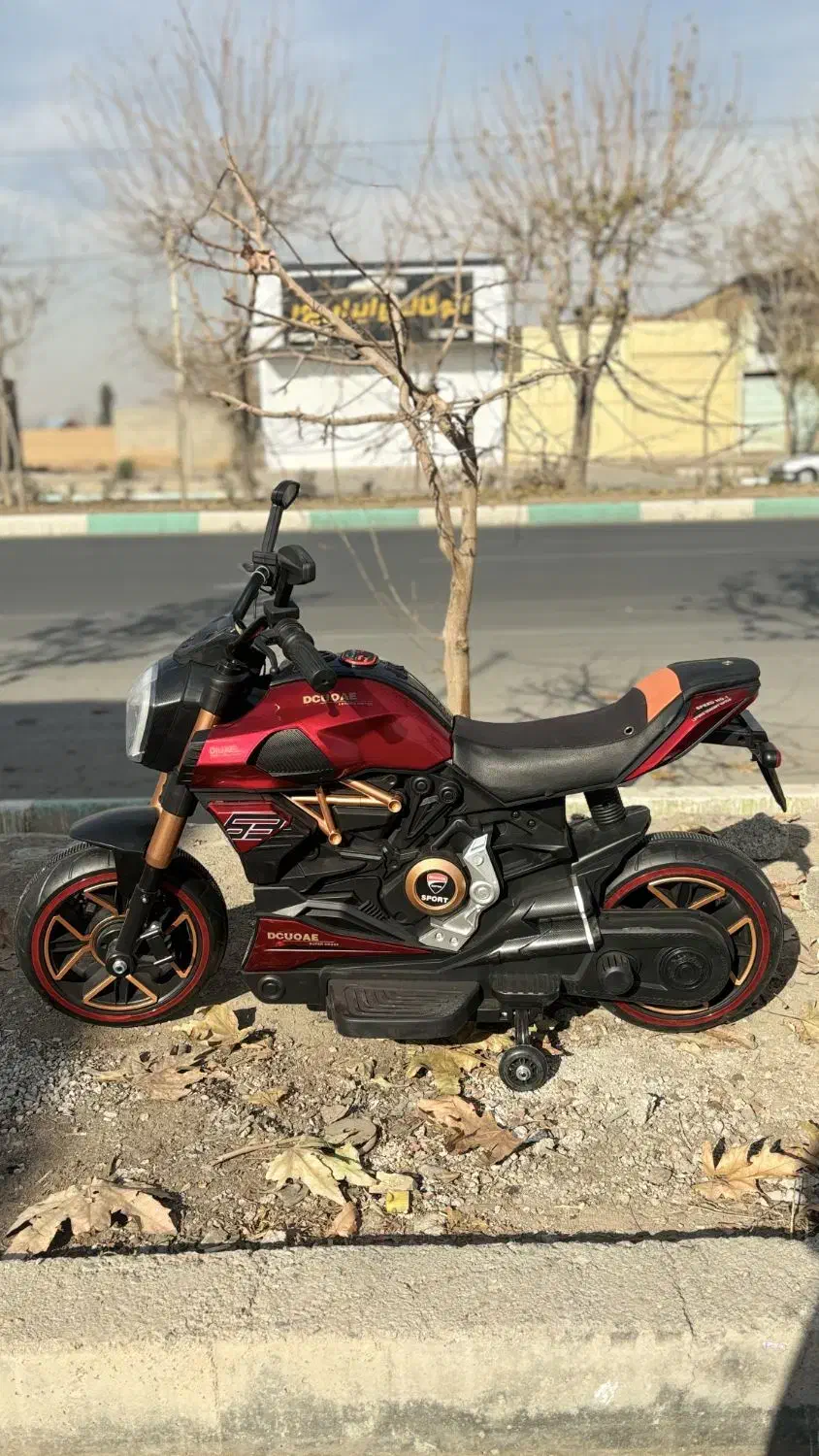 موتور شارژی دوکاتی ۲۰ ماهه بدون سود بدون پول پیش|دوچرخه، اسکیت، اسکوتر|اصفهان, بوستان ناژوان|دیوار