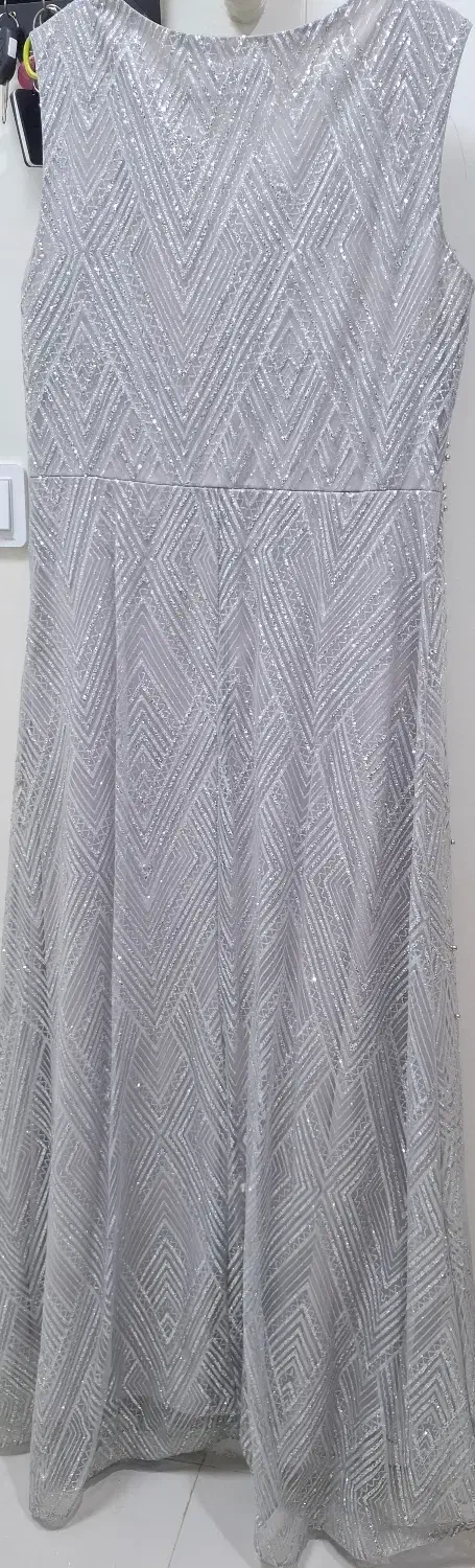 لباس مجلسی|لباس|اراک, |دیوار