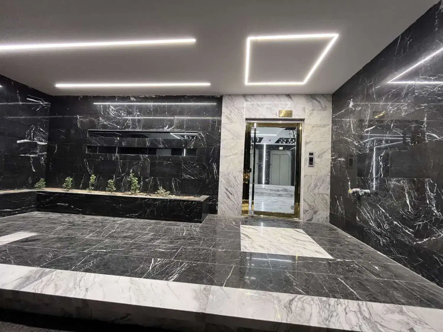 آپارتمان نوساز طبقه سوم، جنوبی، 95 متری|فروش آپارتمان|اصفهان, عاشق‌آباد|دیوار