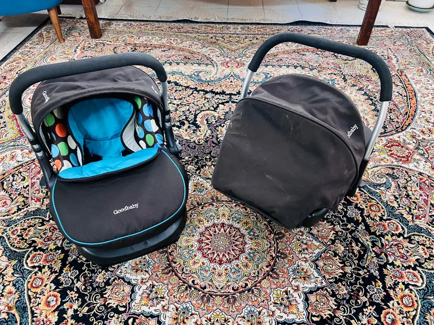 کالسکه دو قلو گودبیبی همراه کریر صندلی ماشین شو|کالسکه و لوازم جانبی|تهران, مینیسیتی (شهرک نفت)|دیوار