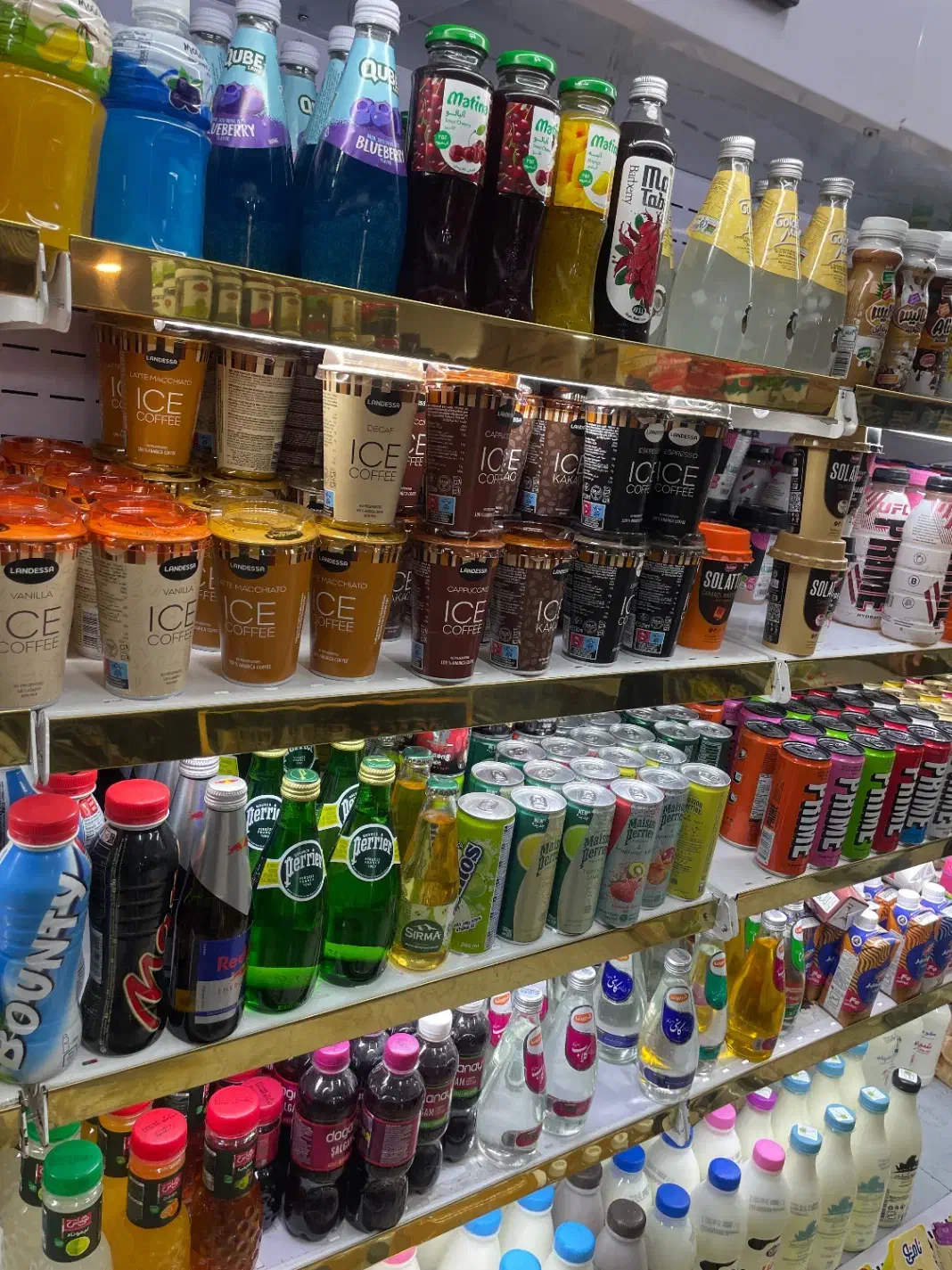 کارگر سوپر مارکت|استخدام خدمات فروشگاه و رستوران|تهران, زعفرانیه|دیوار