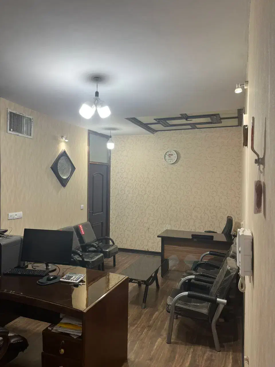 واحد اداری واقع در مرکز شهر|فروش دفتر کار، اتاق اداری، مطب|نجفآباد, فردوسی|دیوار