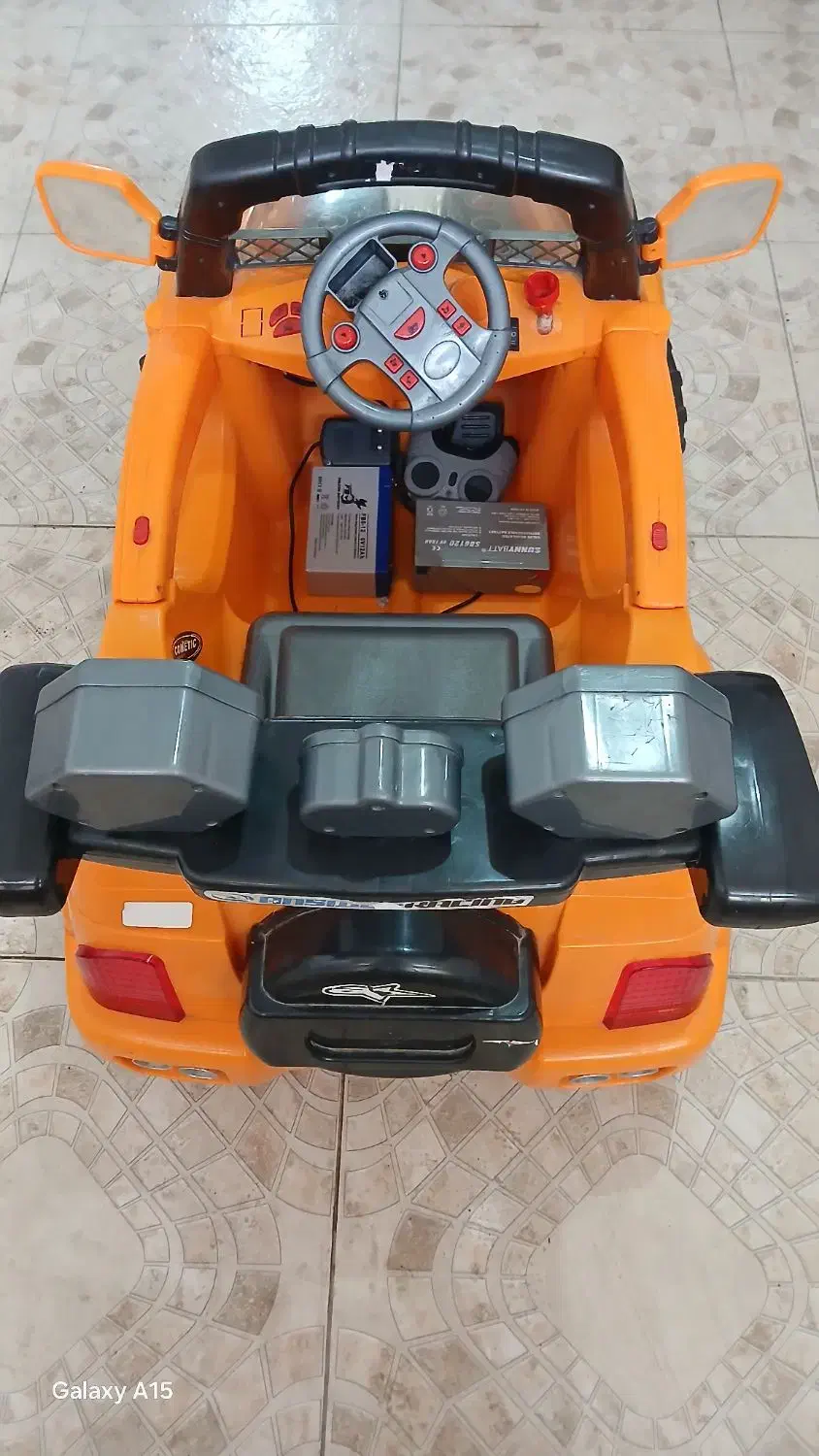 ماشین شارژی|اسباببازی بچه|میاندوآب, |دیوار