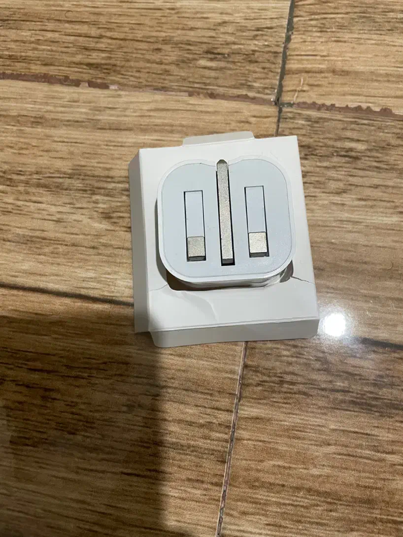 کله شارژر ایفون سالم بشرط|لوازم جانبی موبایل و تبلت|شاهین‌شهر, فردوسی|دیوار