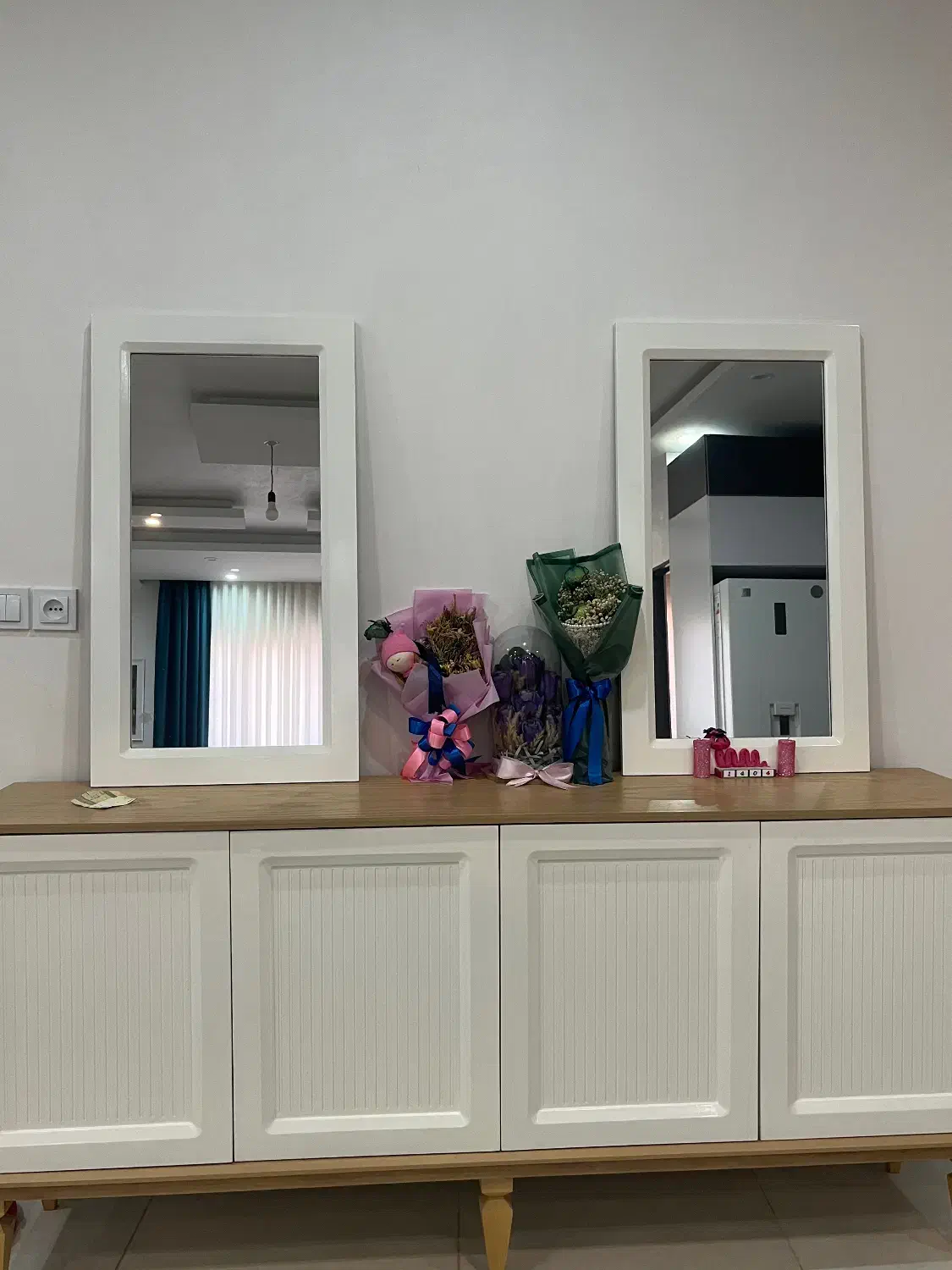 میزتلویزیون و کنسول|میز تلویزیون|رشت, استقامت ۱|دیوار