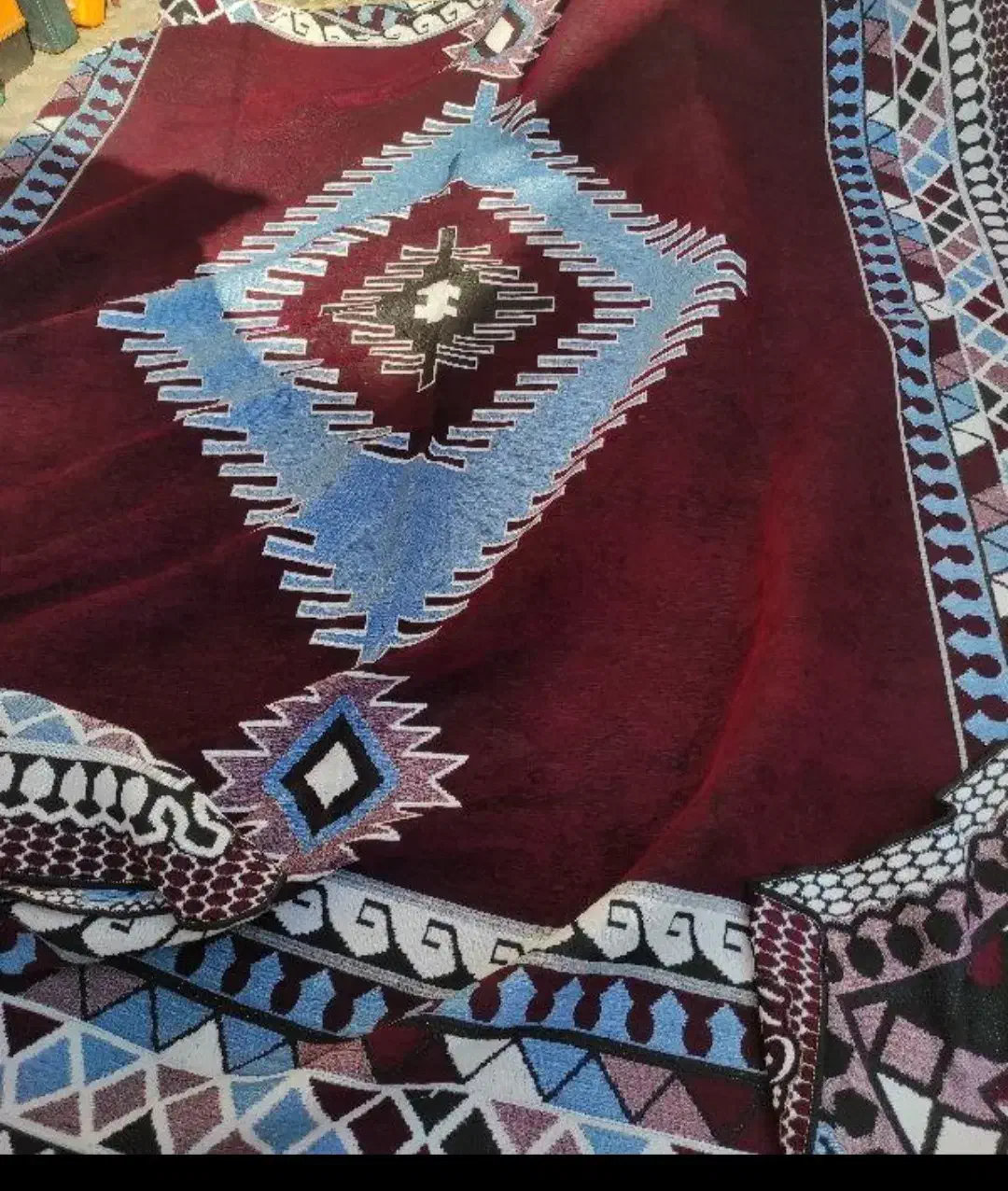 روفرشی|روفرشی|لاهیجان, لیالستان|دیوار