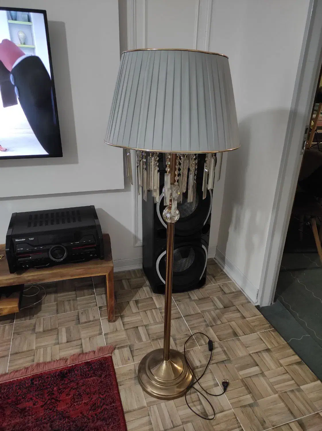 آباژور ایستاده|چراغ خواب و آباژور|کرج, کمال‌شهر|دیوار