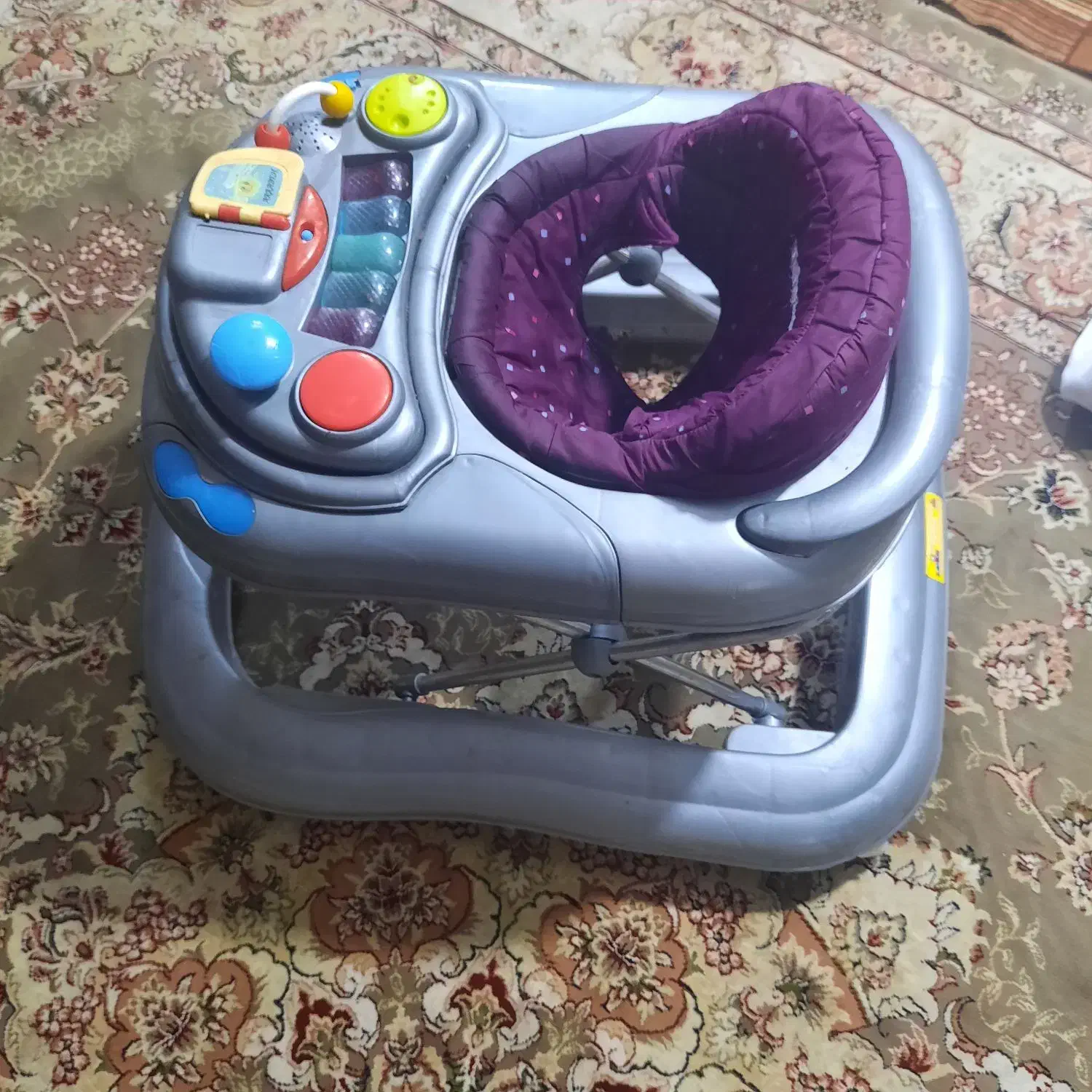 روروک|کالسکه و لوازم جانبی|نیشابور, مازول|دیوار