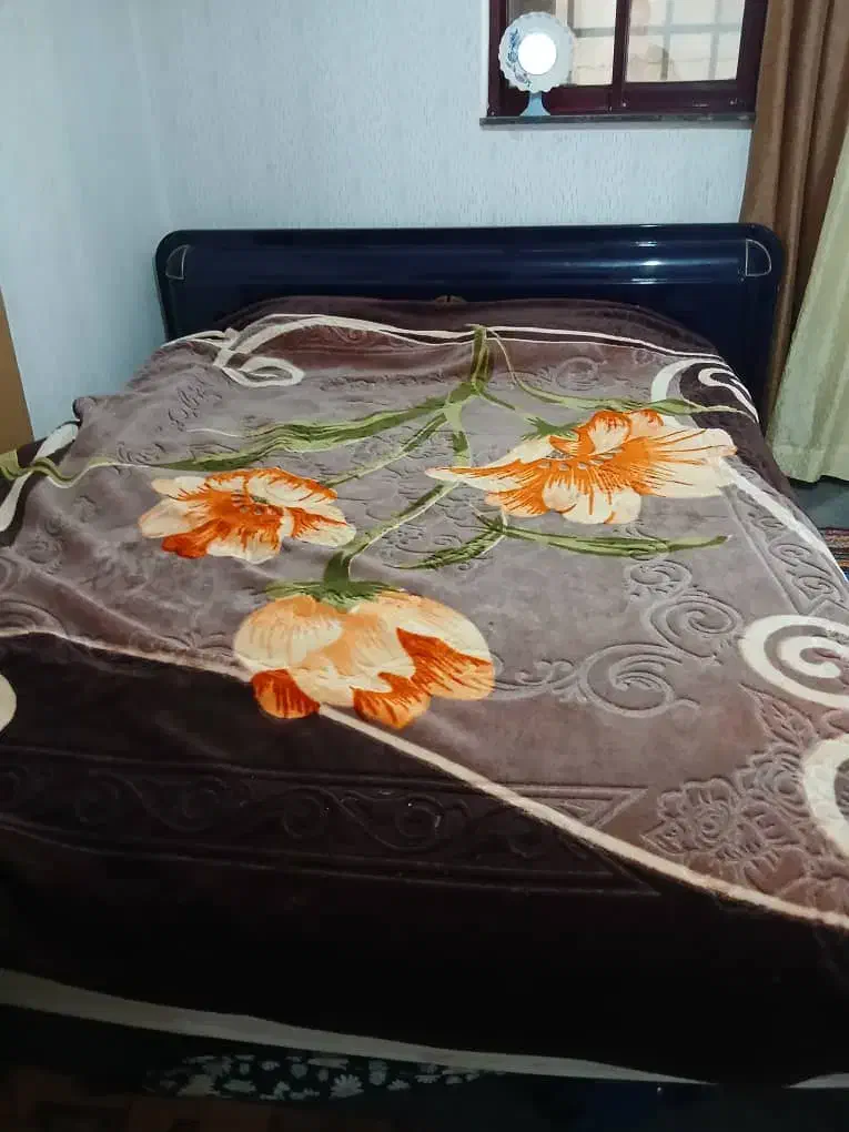 مبل ۷نفره|مبلمان خانگی و میز عسلی|رشت, نیروی دریایی|دیوار