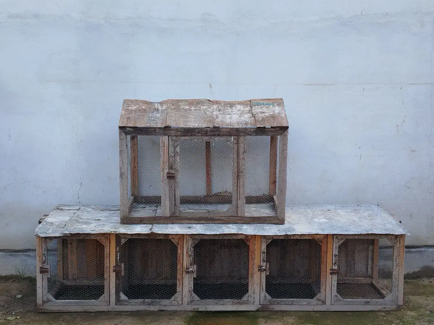 ۲عدد قفسه فروشی|لوازم جانبی حیوانات|آق قلا, |دیوار