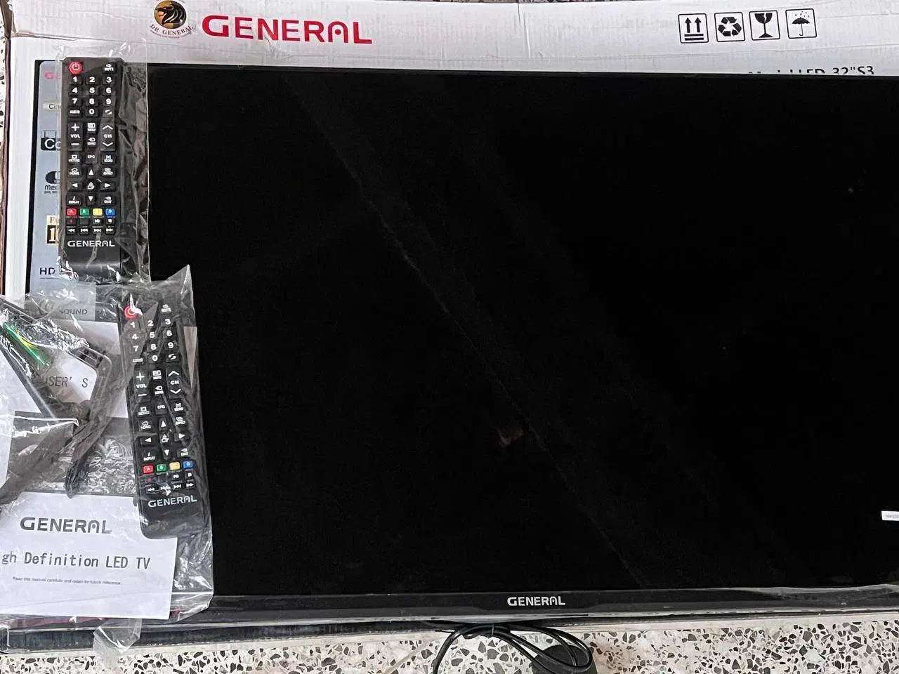 تلویزیون 32 اینچ جنرال|تلویزیون و پروژکتور|رفسنجان, |دیوار