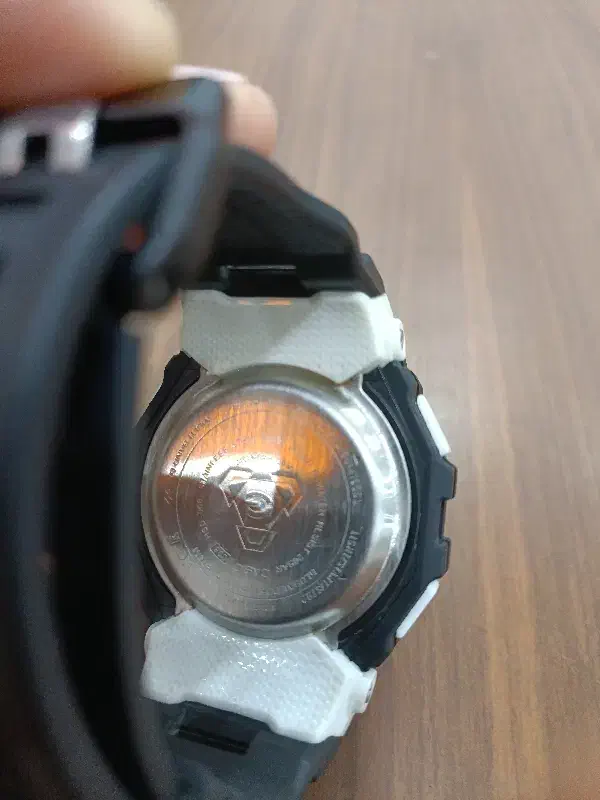 س ا عت|ساعت|بجنورد, |دیوار