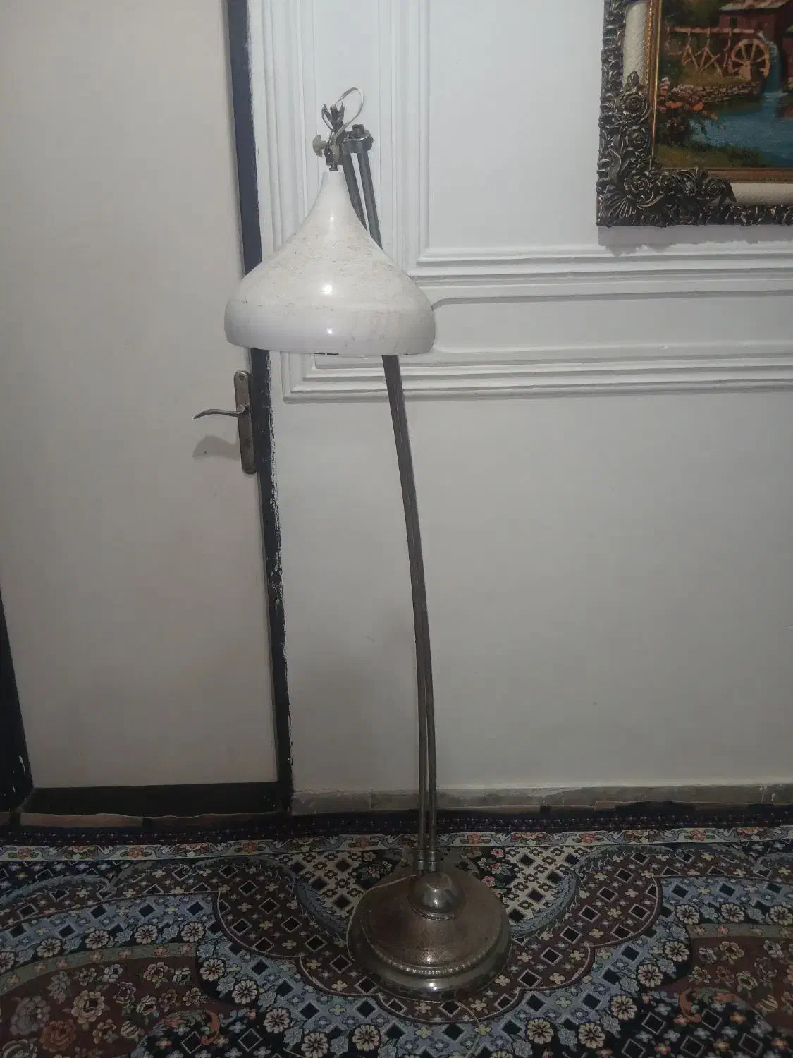 آباژور ایستاده ترتمیز|لامپ و چراغ|رشت, هلال احمر|دیوار