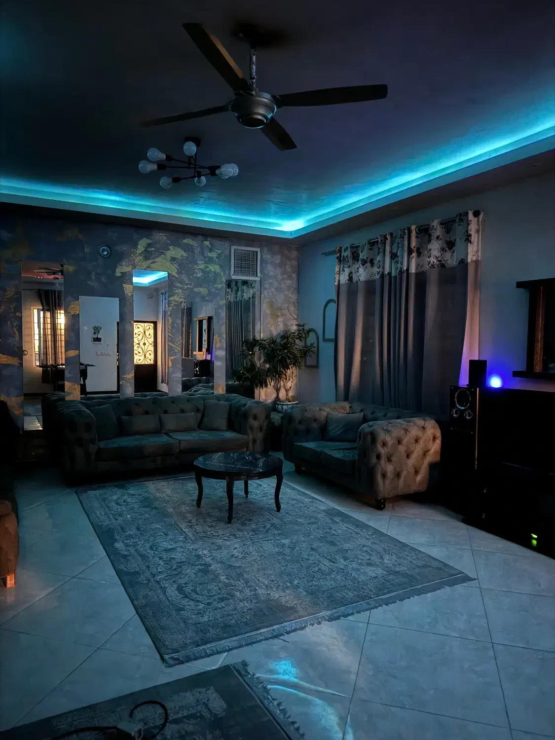 اجاره ساعتی /روزانه ویلا|اجارهٔ کوتاه‌مدت ویلا و باغ|تهران, تهرانپارس غربی|دیوار