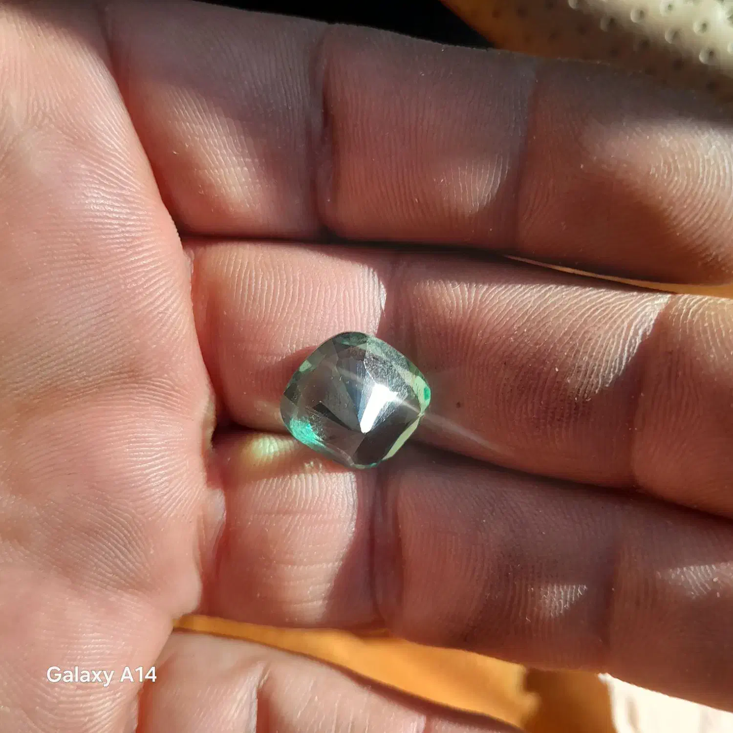 نگین توپاز ۴ قیراطی|جواهرات|قرچک, شهرک گلها|دیوار