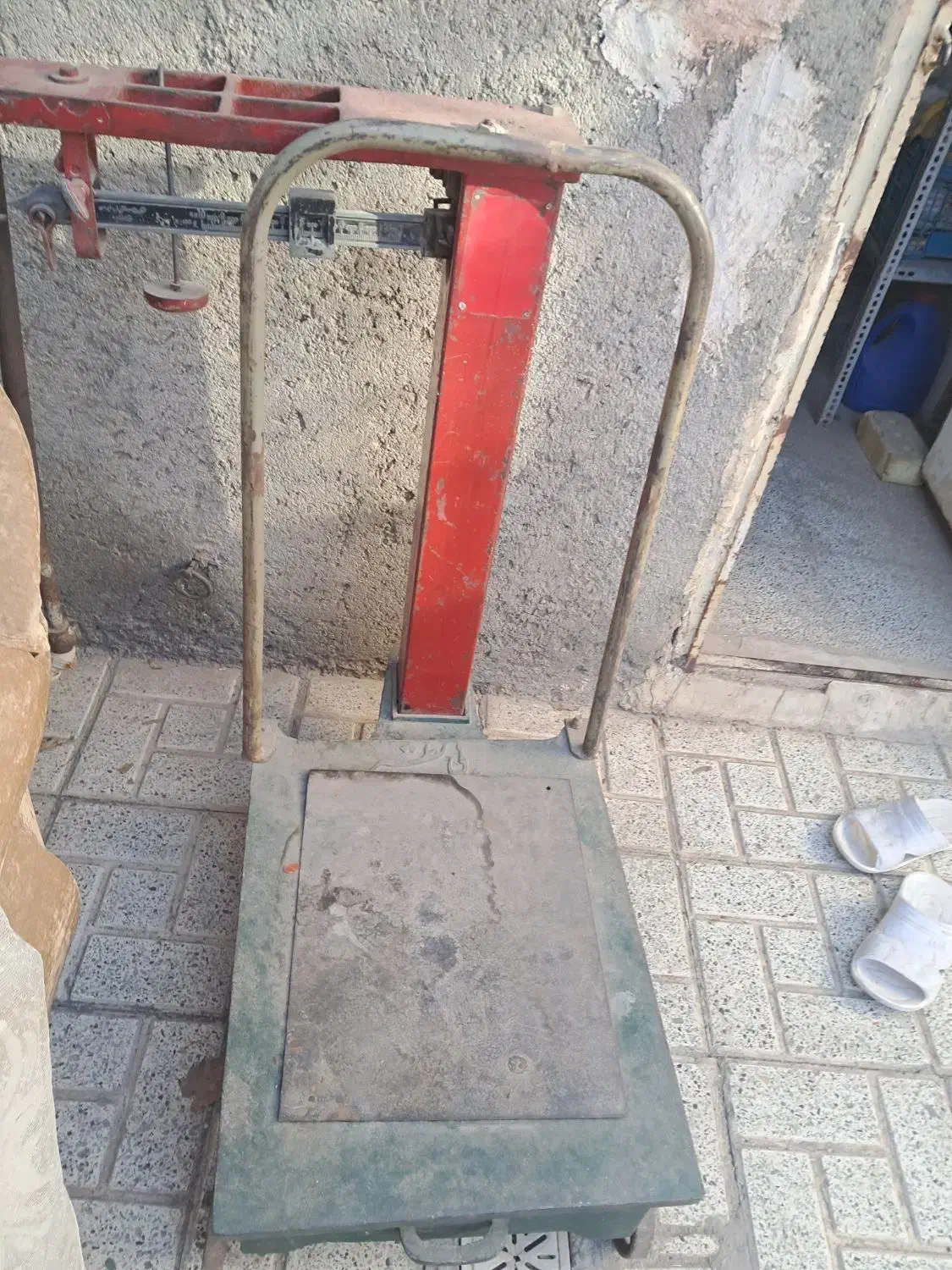 ترازوبازکول سنگی|ابزارآلات|نیشابور, شهید بهشتی|دیوار