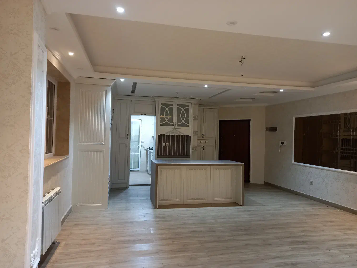 صفاری دو خواب بزرگ تک واحدی|اجارهٔ آپارتمان|رشت, صفاری|دیوار