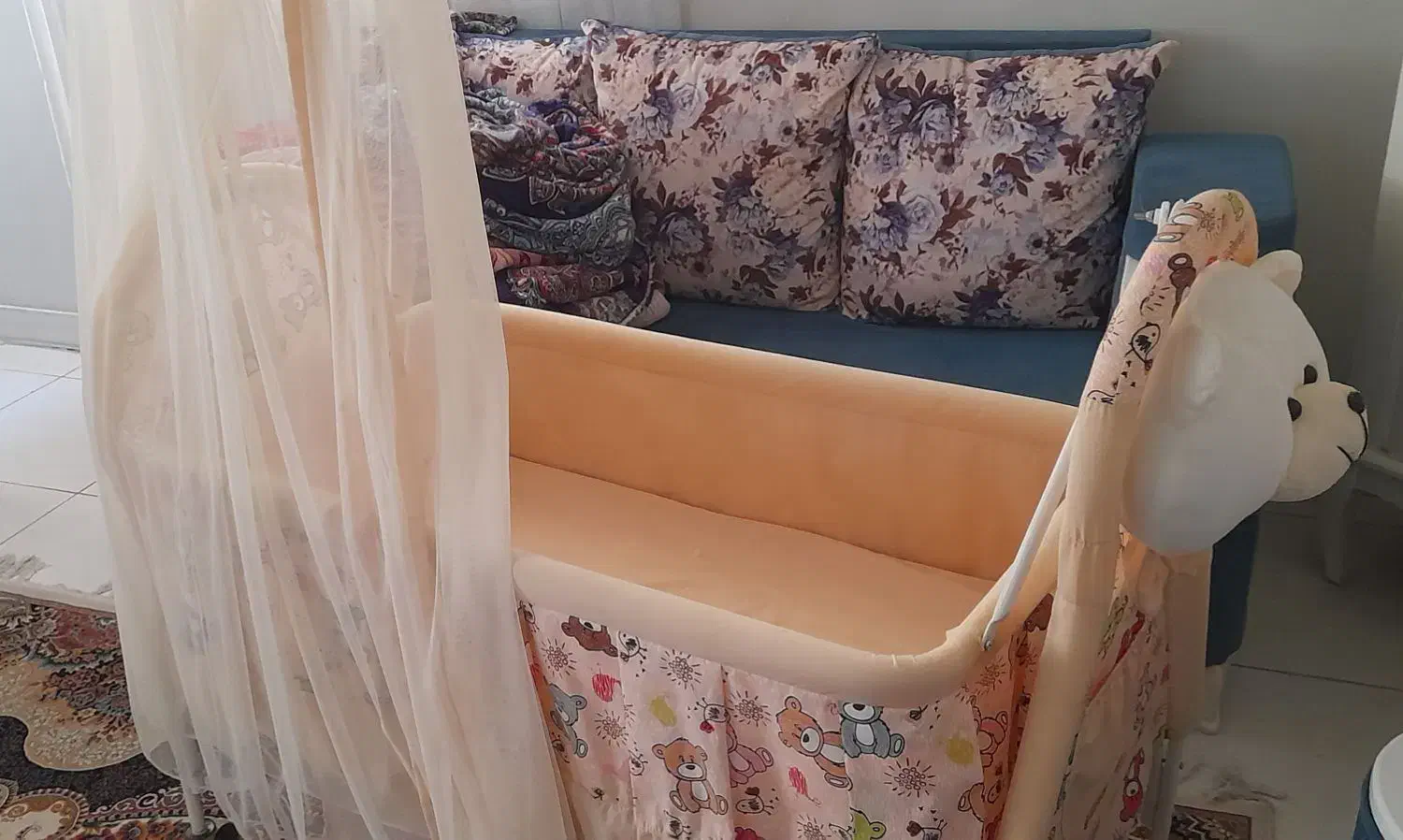 گهواره|تخت و صندلی بچه|قزوین, |دیوار