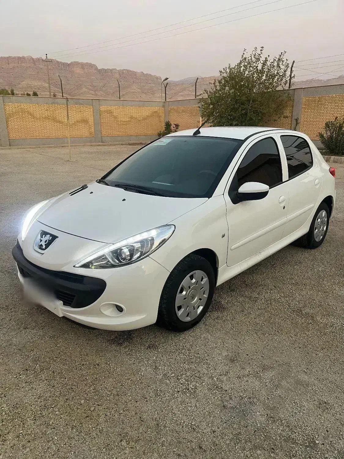 207tu5|خودرو سواری و وانت|اسلام‌‌آباد غرب, |دیوار