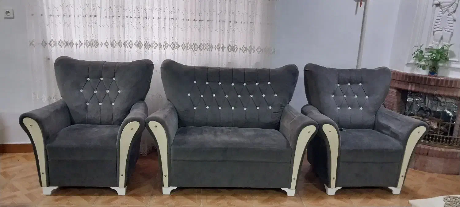 لوازم چوبی|مبلمان خانگی و میز عسلی|صومعهسرا, |دیوار