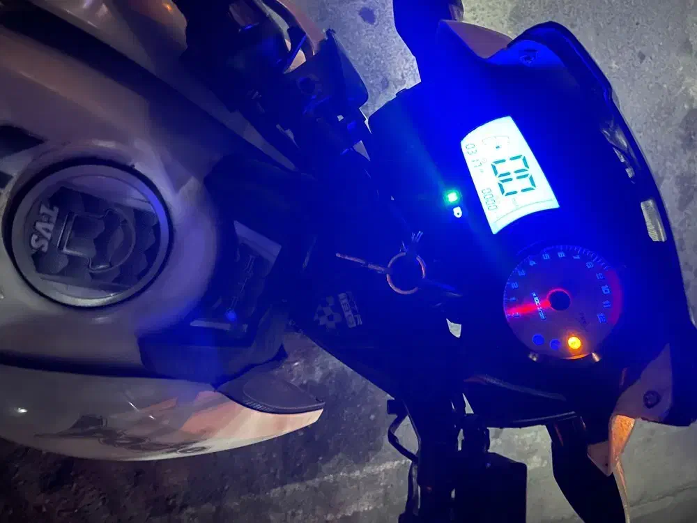 اپاچی 180|موتورسیکلت|تهران, شهرک ولیعصر جنوبی|دیوار