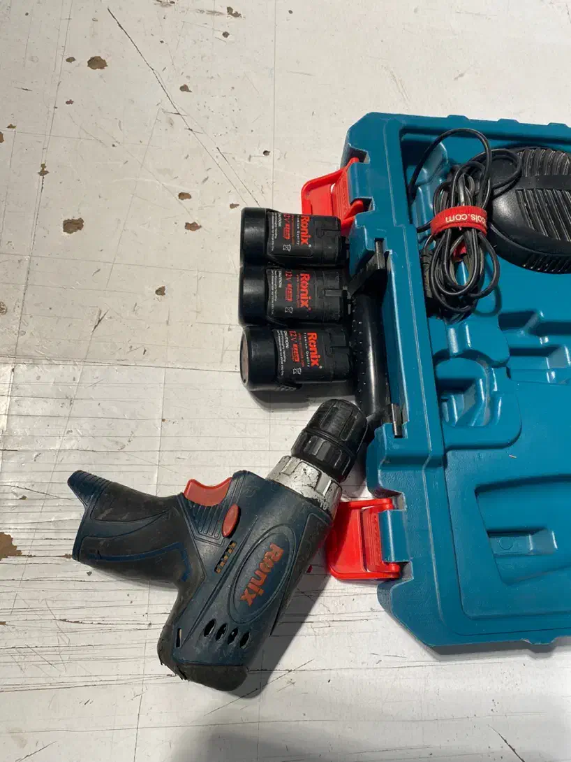 پیچ گوشتی شارژی رونیکس دریل شارژی رونیکس با ۳باطری|ابزارآلات|تهران, شادآباد|دیوار