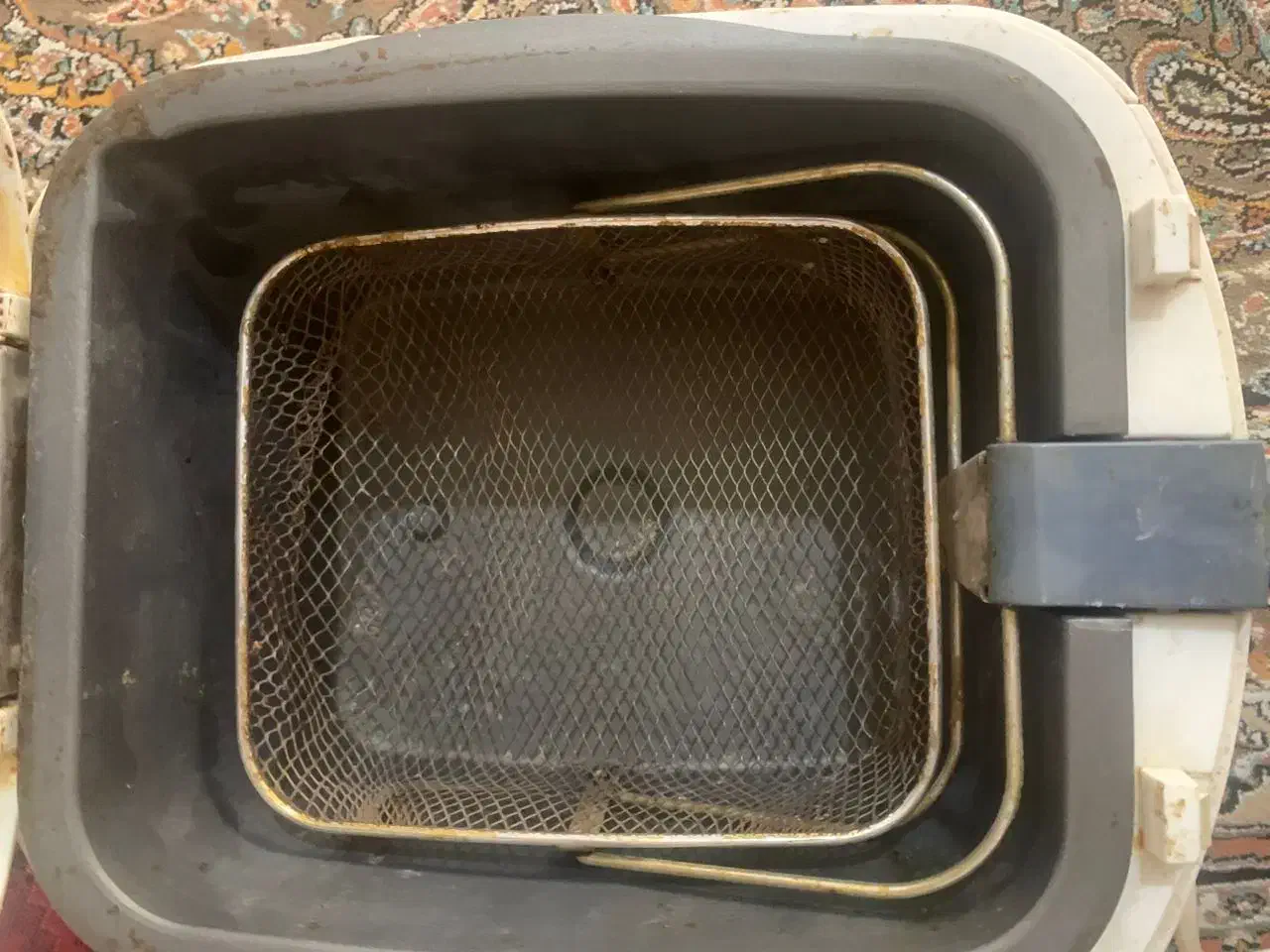 سرخ کن|ظروف پختوپز|زاهدان, |دیوار