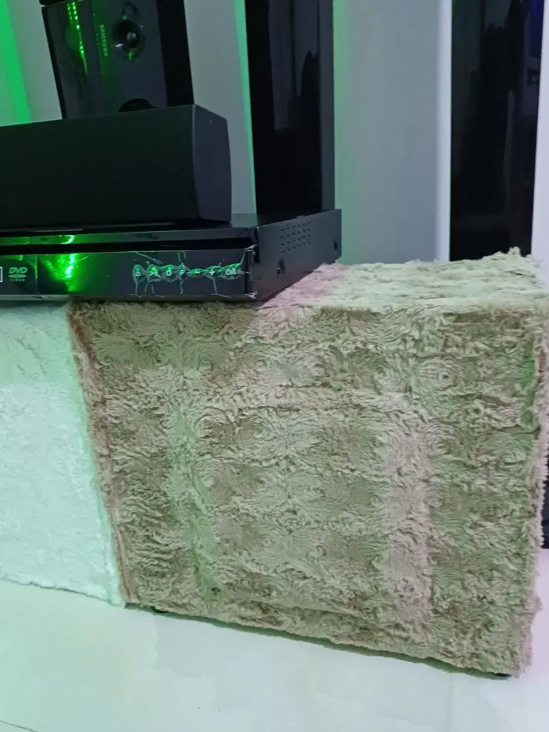 زمین لرزه‌ی ال‌جی|سیستم صوتی خانگی|سردرود, |دیوار