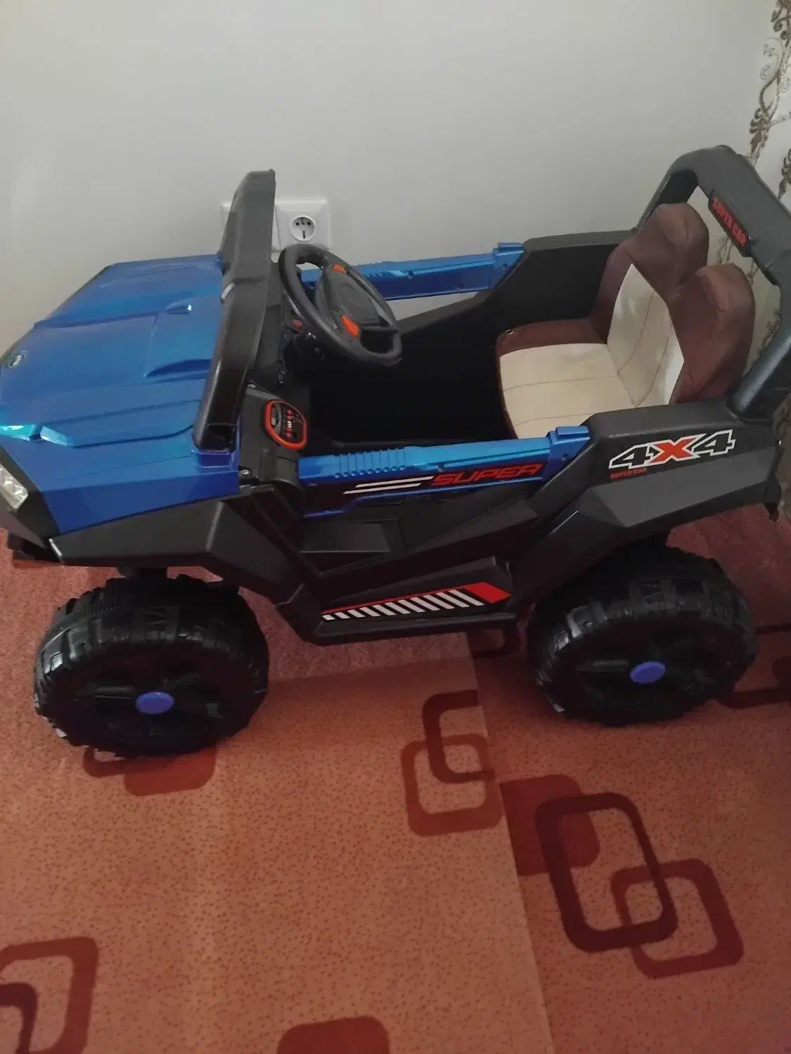 ماشین شارژی در حد نوع|اسباب‌‌بازی|اردبیل, |دیوار