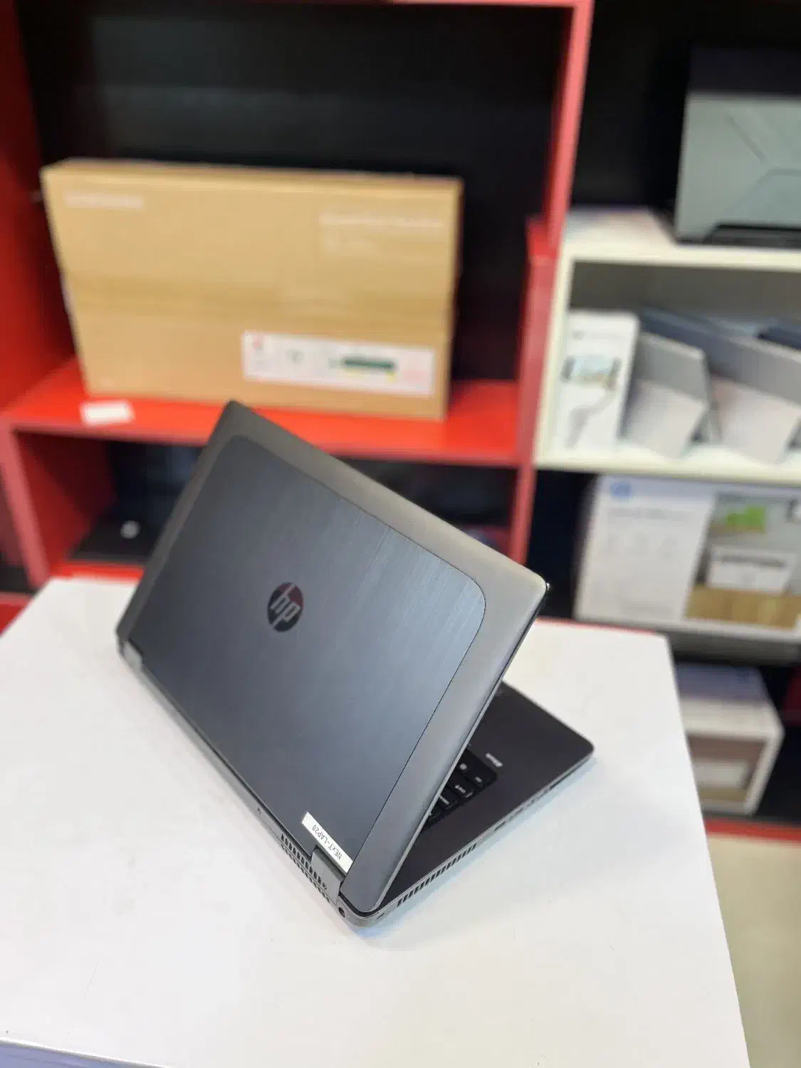 hp zbook 17 i7 گرافیک مجزا ۸ گیگ k5100|رایانه همراه|بندر انزلی, سامانسر|دیوار