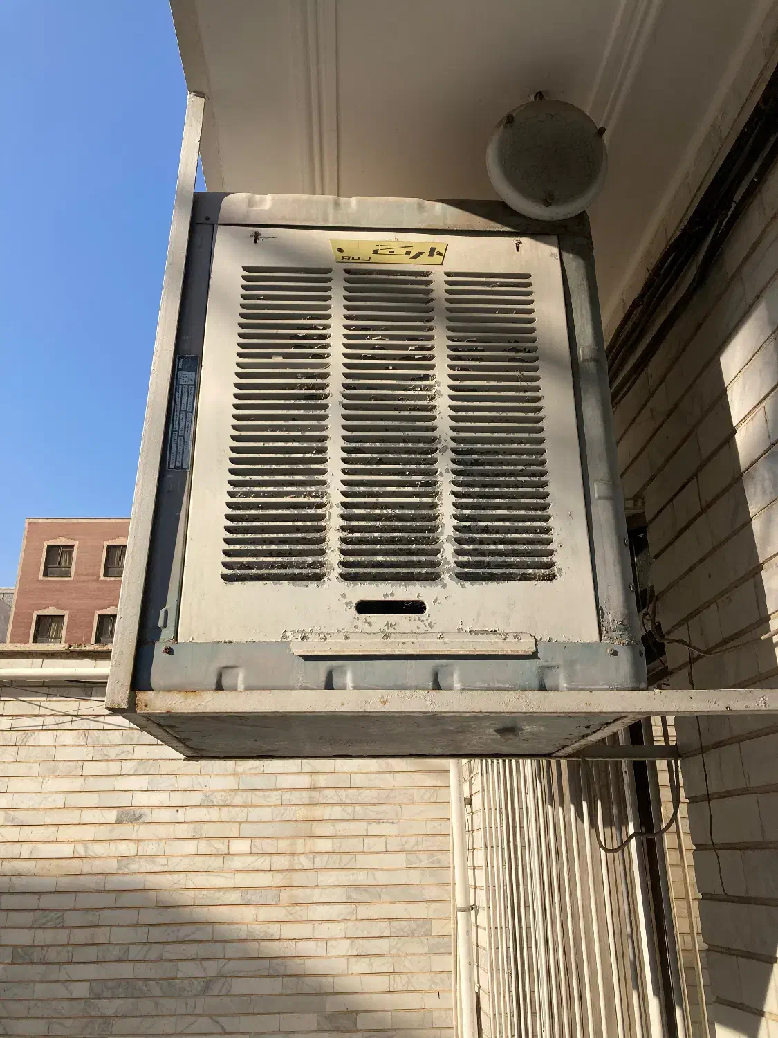 کلور ابی|کولر آبی|تبریز, |دیوار