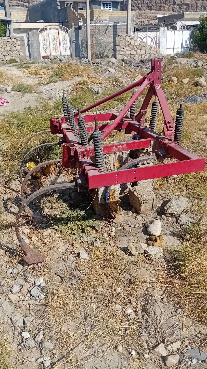 پنجه غازی|ماشینآلات صنعتی|چرام, |دیوار