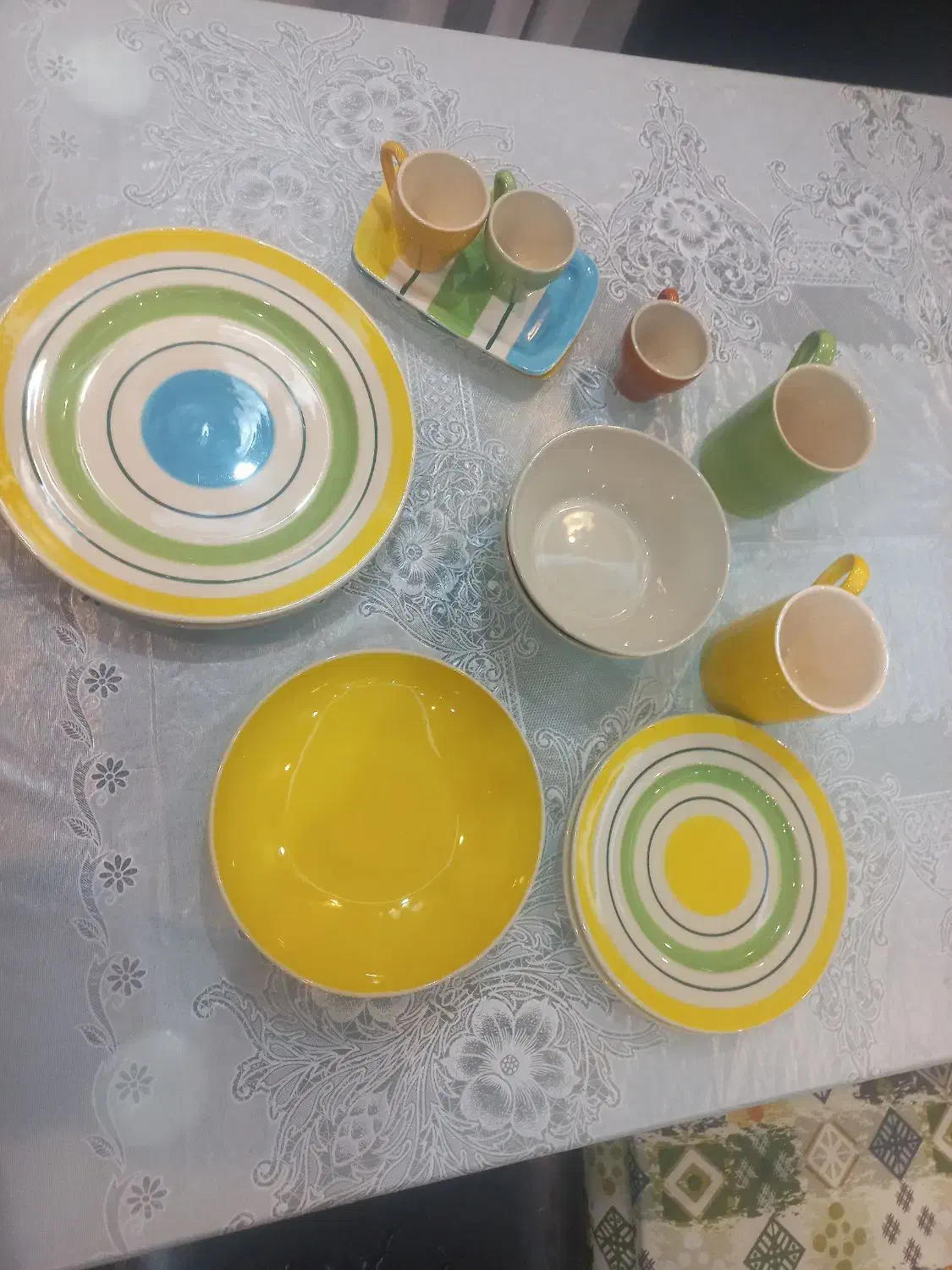 سرویس دو نفره چینی کار دست هست|ظروف سرو و پذیرایی|پردیس, فاز ۸|دیوار