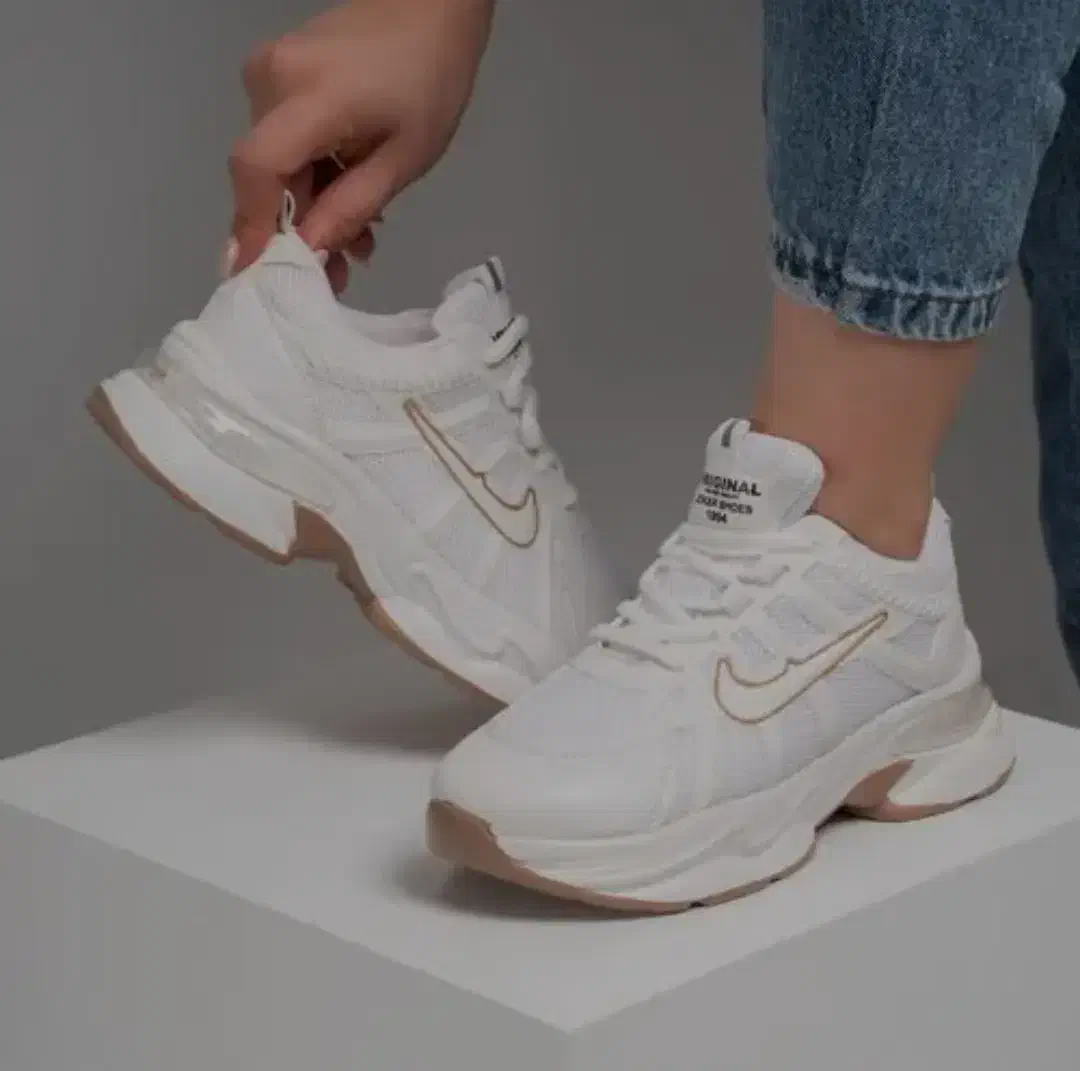 کتونی سایز۳۹|کیف، کفش، کمربند|خرم‌آباد, |دیوار