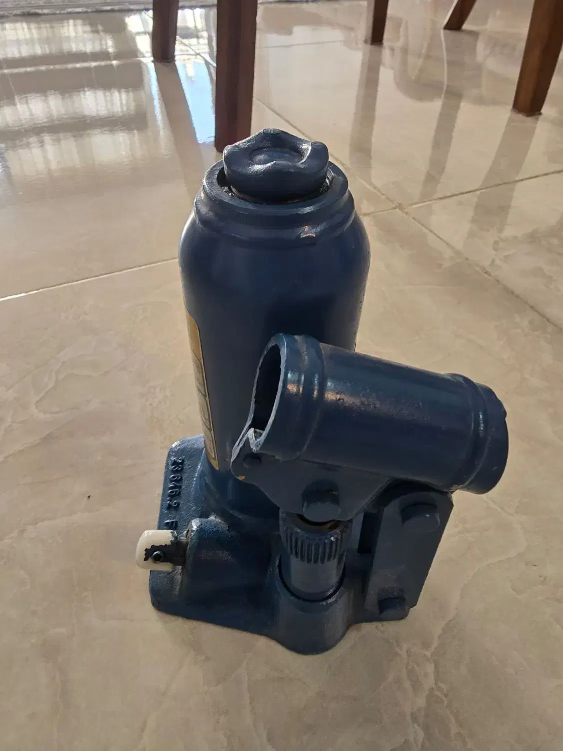 جک آلمانی اصل|قطعات یدکی و لوازم جانبی|شیراز, شهرک مفتح|دیوار