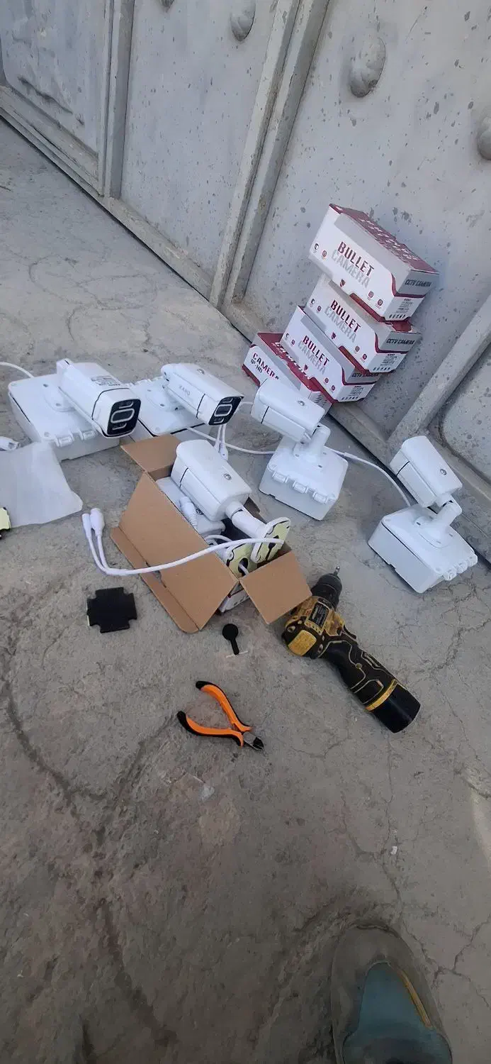 نصب حرفه ای دوربین و دزدگیر اماکن|دوربین مداربسته|اصفهان, قائمیه|دیوار