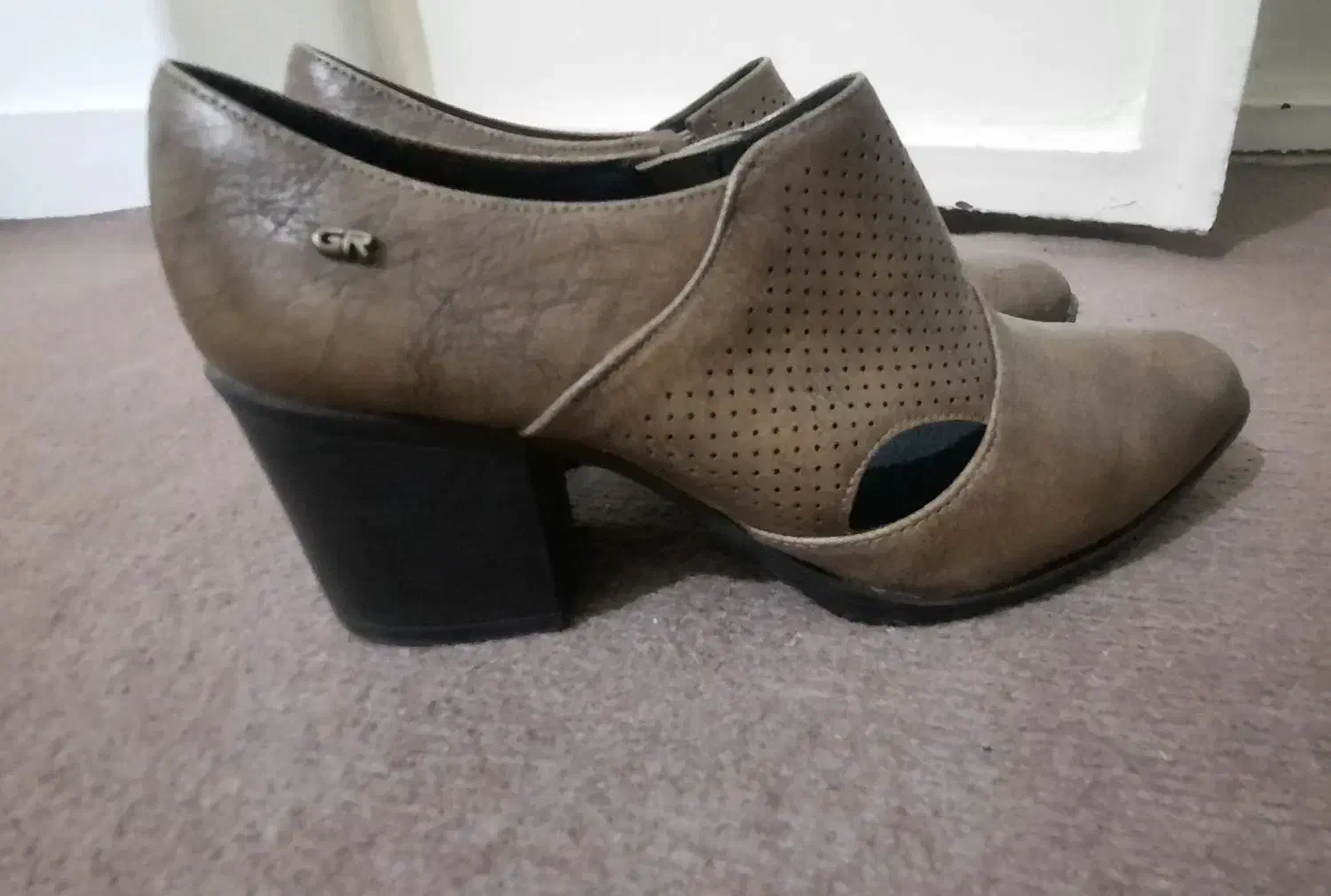 سه جفت  کفش زنانه سایز ۳۹ و ۴۰|کیف، کفش، کمربند|زنجان, |دیوار