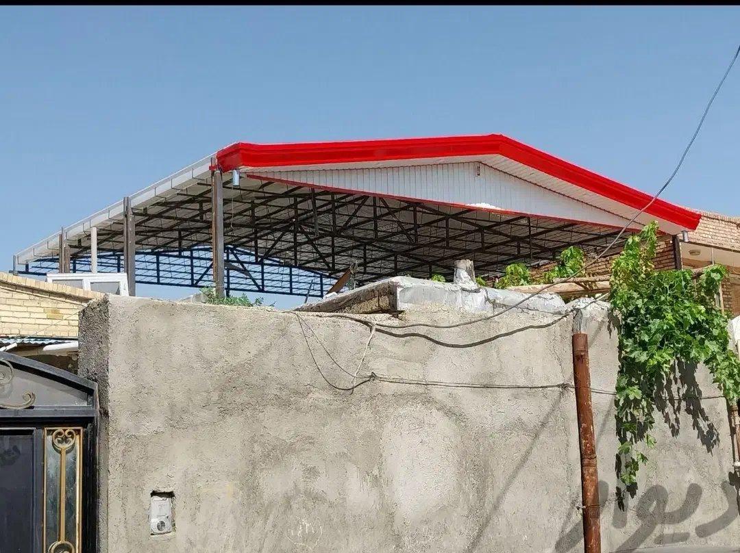 جوشکاری سیار اسکلت فلزی و سقف شیروانی صنعت جوش|خدمات پیشه و مهارت|بروجرد, |دیوار