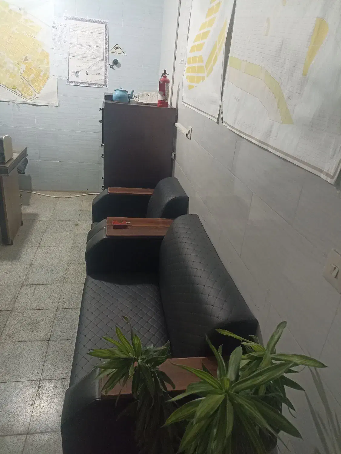 گاوصندوق ..مبل اداری.|دفتر کار|قوچان, |دیوار