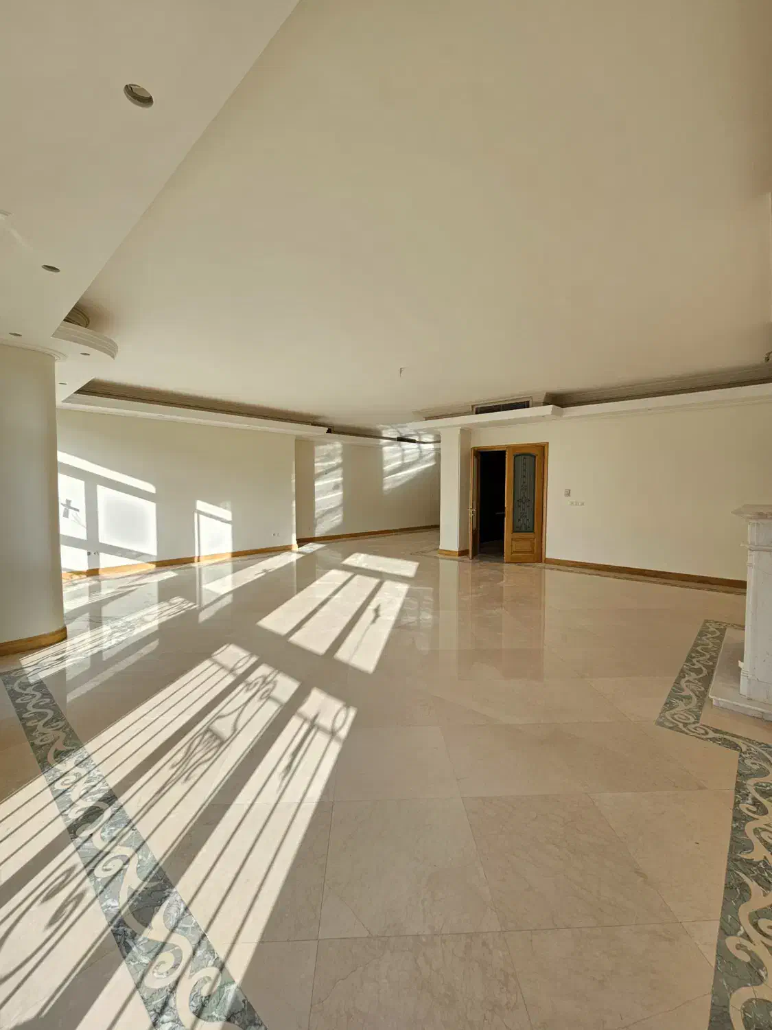 ۳۷۰ متر زعفرانیه، ۴ خواب، تک واحدی، ۲ تراس چیدمانی|اجارهٔ آپارتمان|تهران, زعفرانیه|دیوار