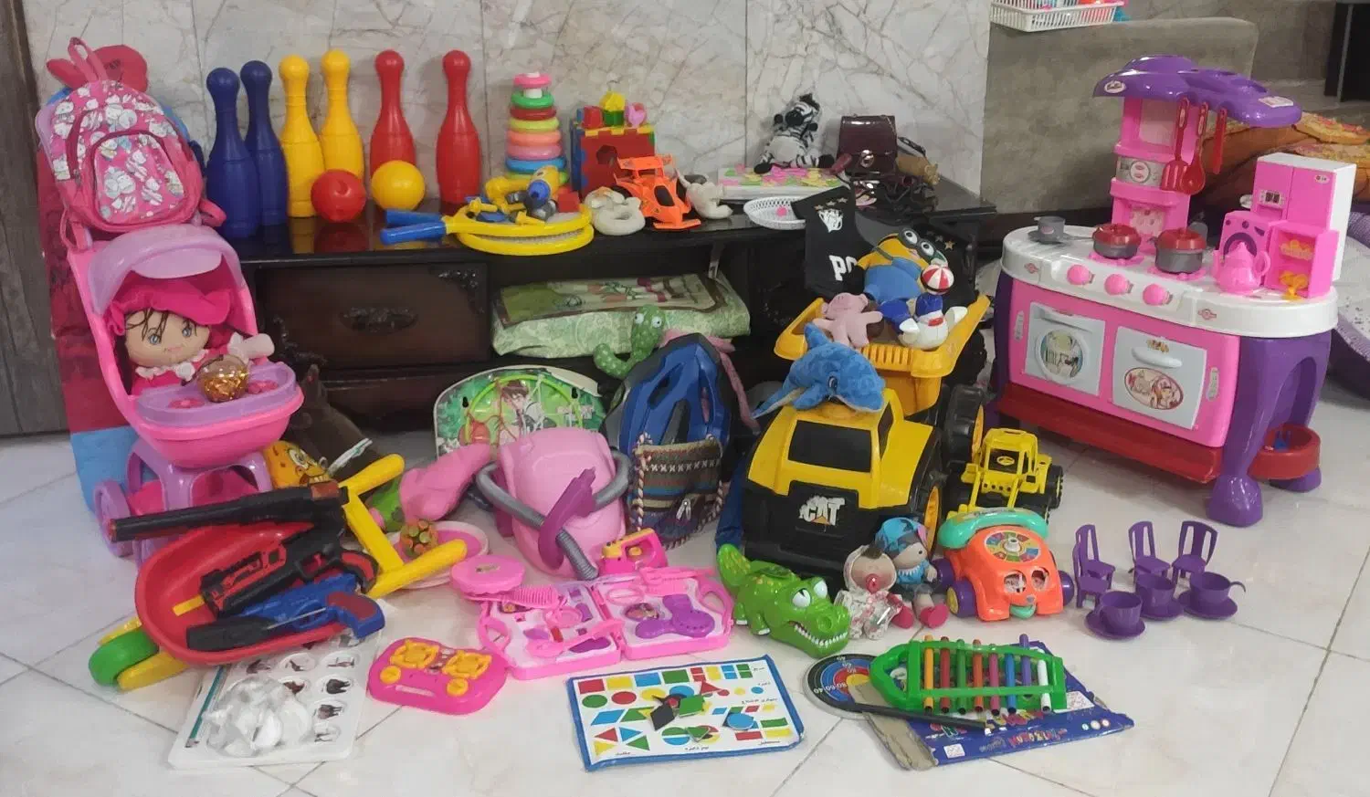 تعدادی اسباب بازی بچگانه|اسباببازی|مشهد, سجادیه|دیوار