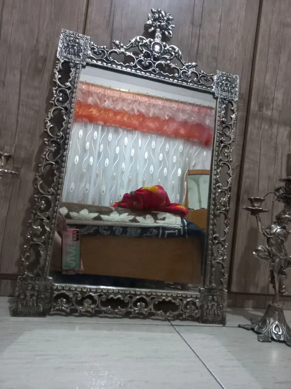 آینه وشمعدان|آینه|بروجرد, |دیوار