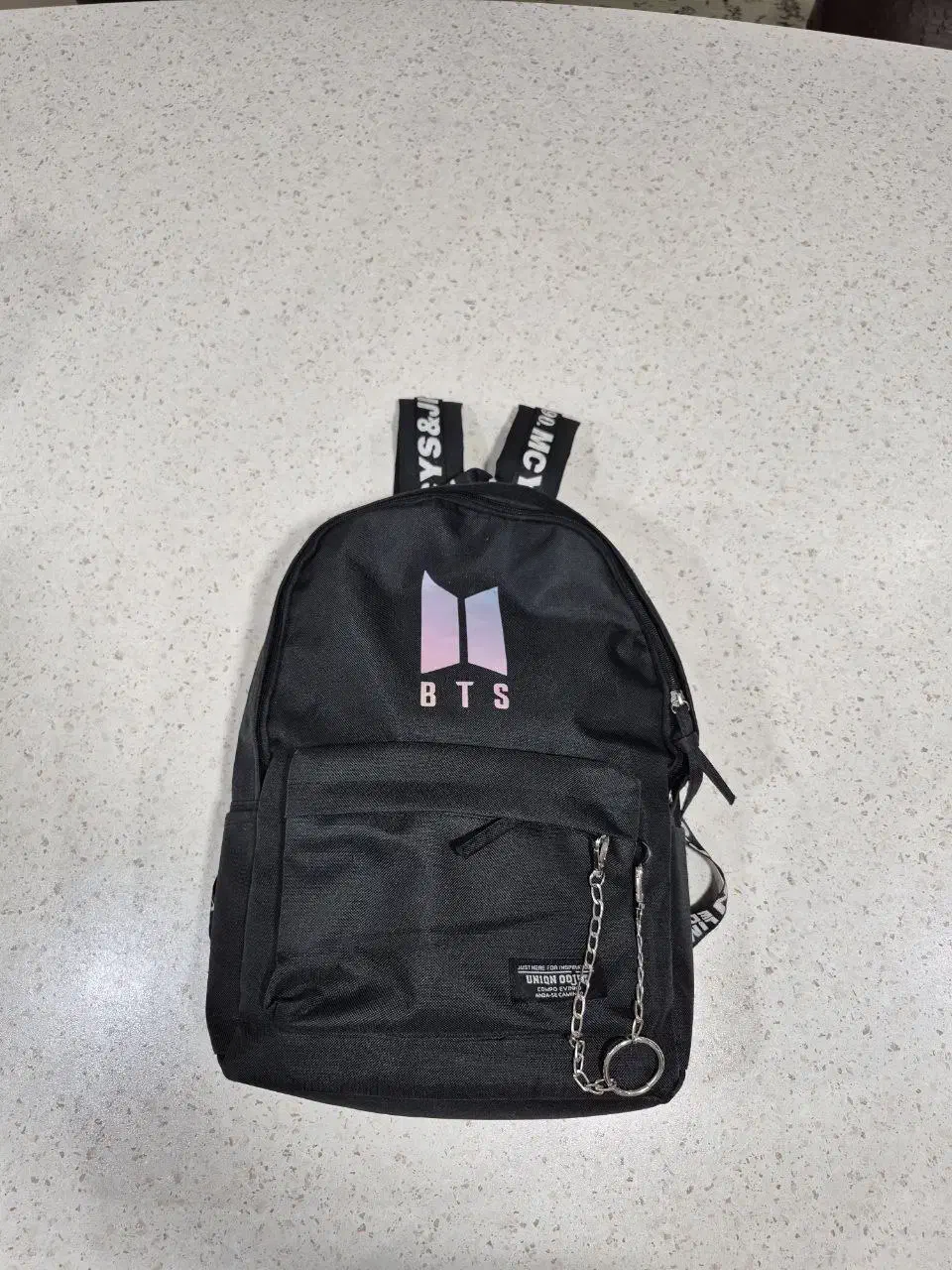 کوله|کیف، کفش، کمربند|خوی, |دیوار